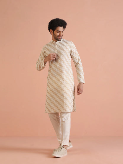 Men Cream Foil Print Kurta