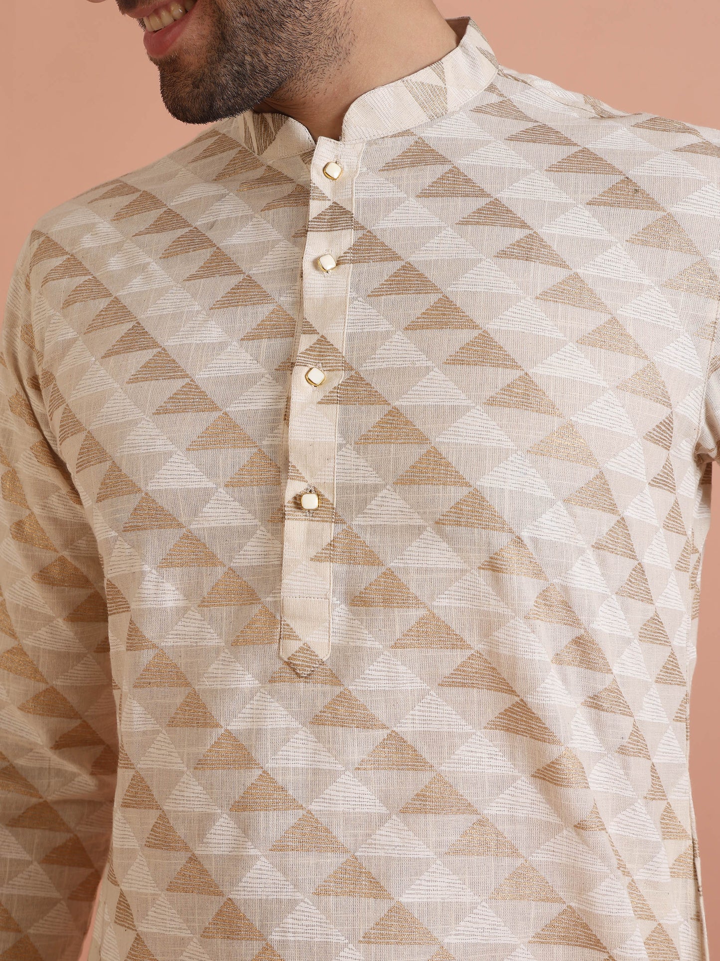 Men Cream Foil Print Kurta