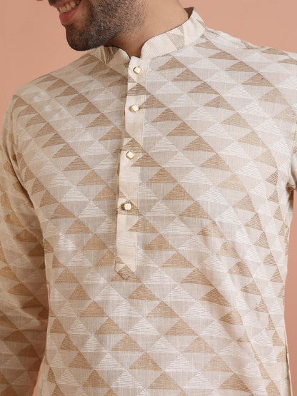 Men Cream Foil Print Kurta