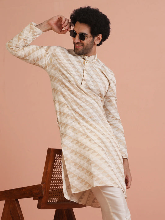 Men Cream Foil Print Kurta