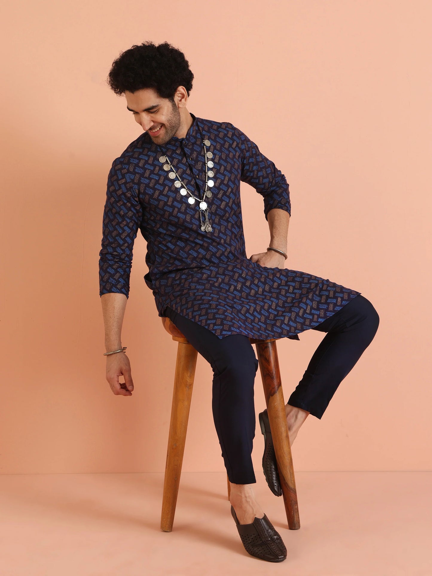 Men Navy Blue Printed Abstract Kurta